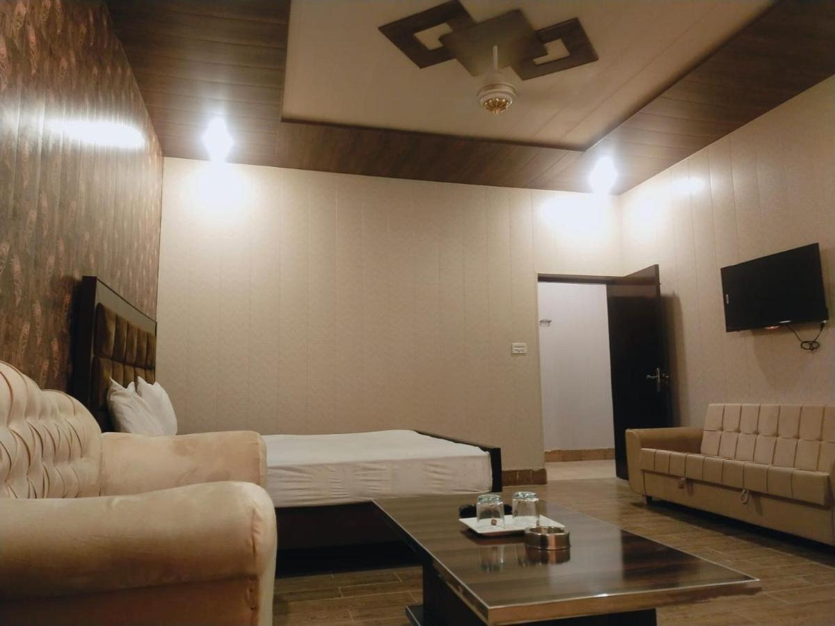 Royal Fort Executive Hotel Gulberg Lahore Værelse billede